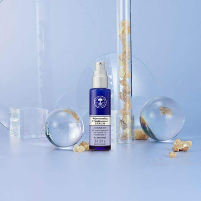 Neal's Yard Remedies 乳香賦活煥采精華 珍稀乳香樹脂與植萃意境圖